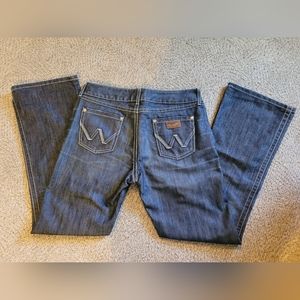 Women's size 11/12 BRAND NEW Wrangler bootcut jeans